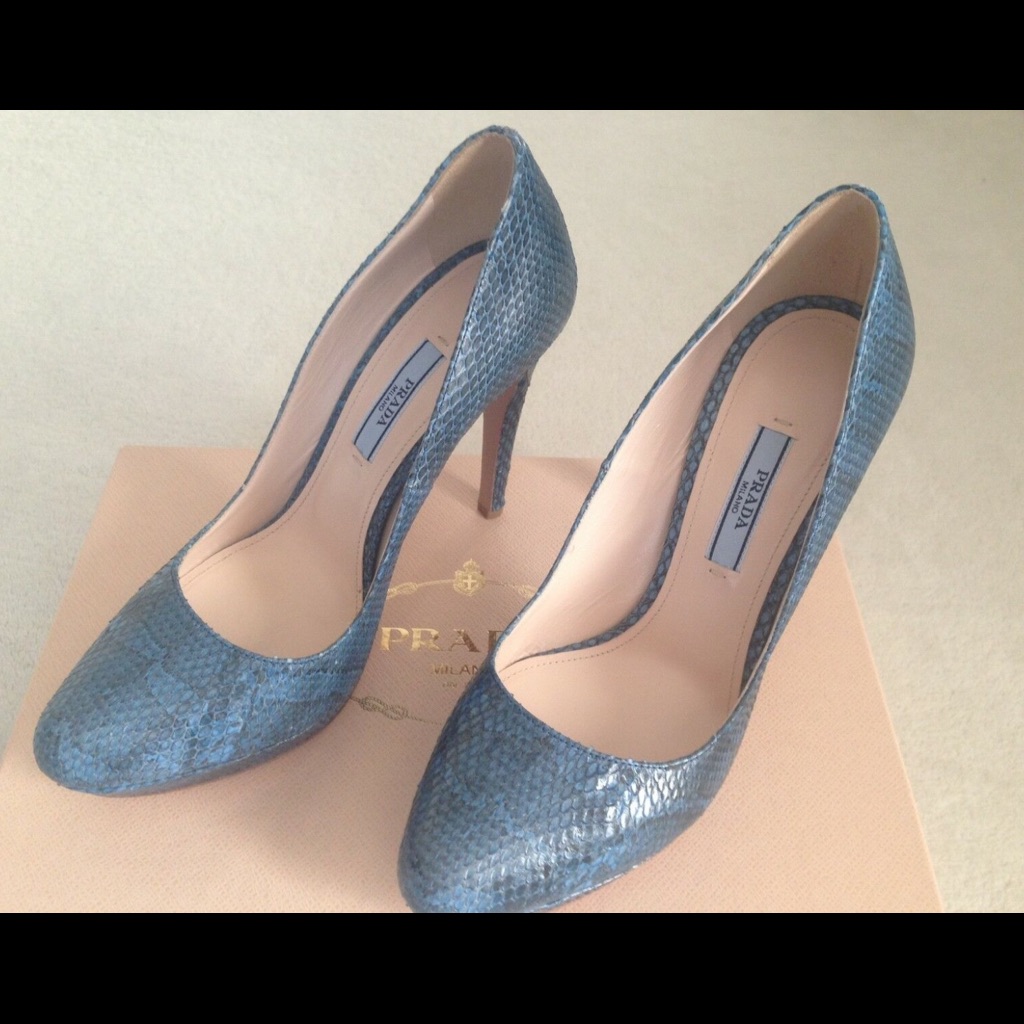 New Prada Snakeskin Pumps, Blue, Size 7